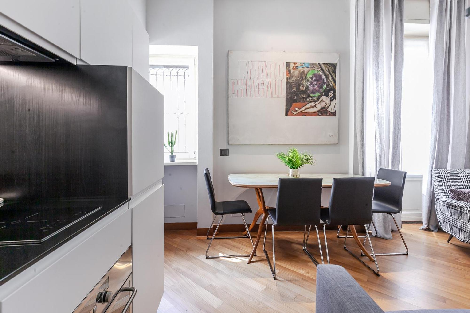Appartamento San Babila Executive - Discover The Historic Centre Of *
